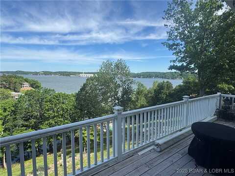 569 Cedar Road unit: 5, Lake Ozark, MO 65049
