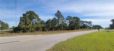 919 Nimitz, LEHIGH ACRES, FL 33974
