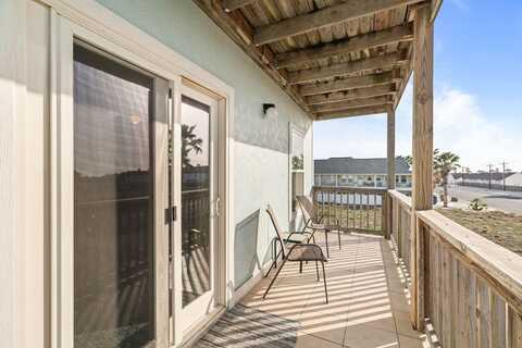 15010 Leeward Drive, Corpus Christi, TX 78418