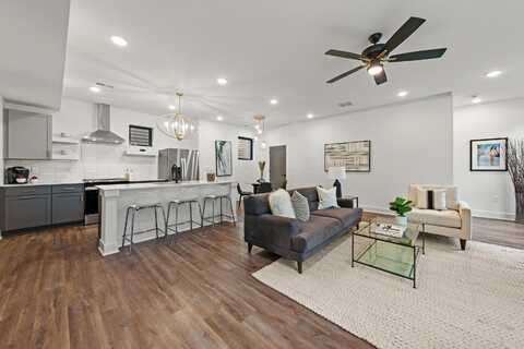 127 S Ohio Avenue, Columbus, OH 43205