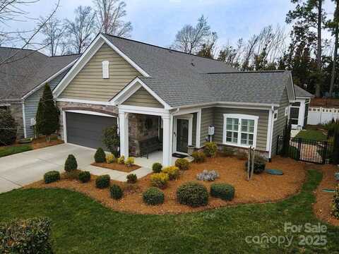 16116 Lakeside Loop Lane, Cornelius, NC 28031