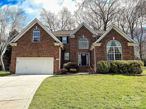 15715 Holyhead Lane, Huntersville, NC 28078