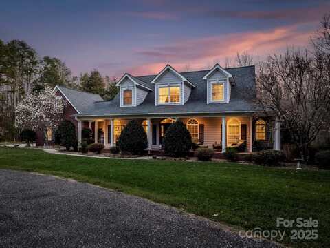 9745 Harvest Lane, Davidson, NC 28036