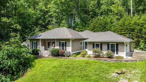 941 Wash Freeman Road, Hendersonville, NC 28792