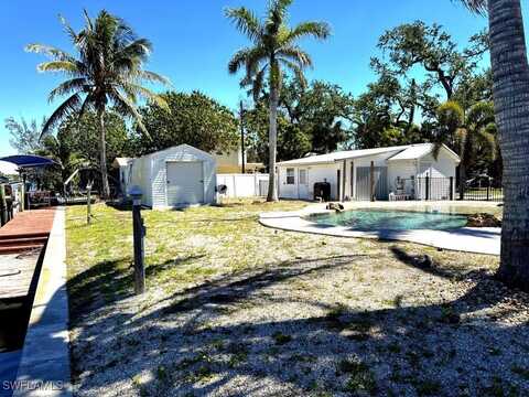 3348 6th Avenue, Saint James City, FL 33956