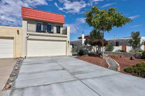 656 LAKEVIEW Circle SE, Rio Rancho, NM 87124