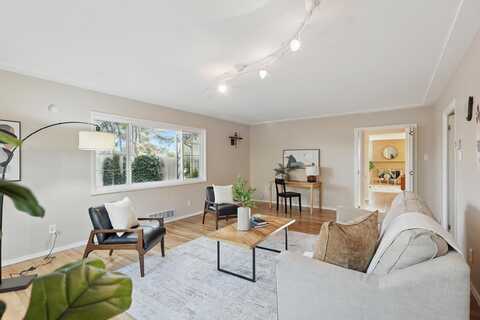 4729 TRUMBULL Avenue SE, Albuquerque, NM 87108