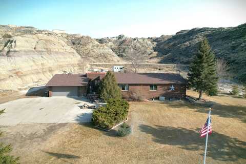 700 E Borden St, Glendive, MT 59330