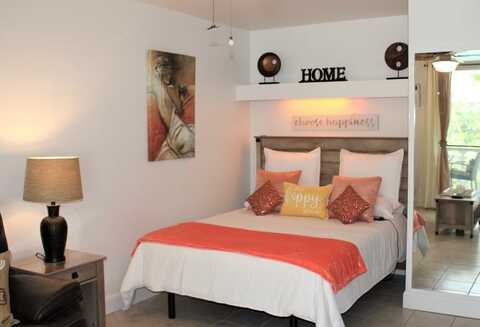 75-5776 KUAKINI HWY unit: 215, Kailua Kona, HI 96740