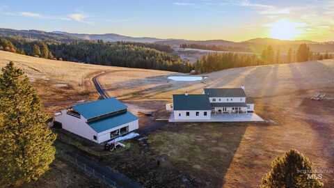 1086 E Rock Creek Rd, Potlatch, ID 83855