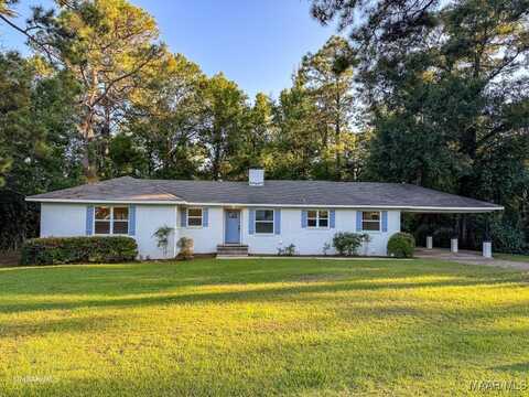 155 4th Avenue, Grove Hill, AL 36451