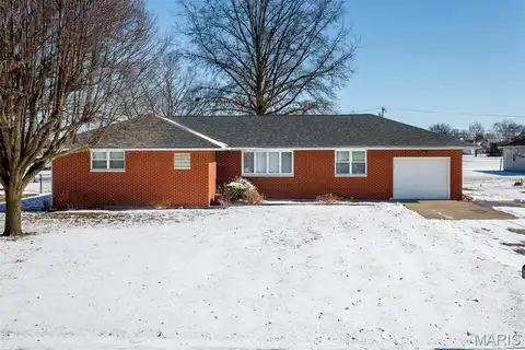 1015 Helvetia Drive, Highland, IL 62249