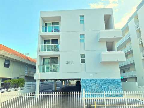 2011 Bay Dr, Miami Beach, FL 33141