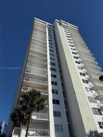 500 Bayview Dr, Sunny Isles Beach, FL 33160