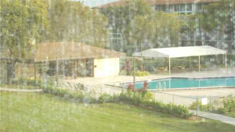 13250 SW 7th Ct, Pembroke Pines, FL 33027