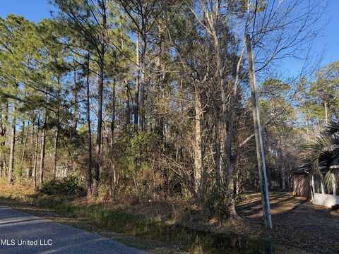72678 N Diamondhead Drive, Diamondhead, MS 39525