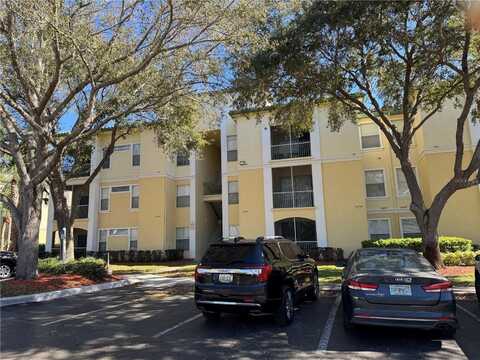 8813 DUNES COURT, KISSIMMEE, FL 34747