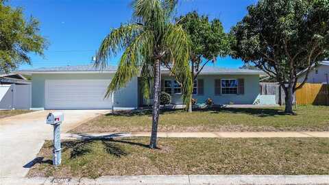 10915 HAMMOCK DRIVE, LARGO, FL 33774