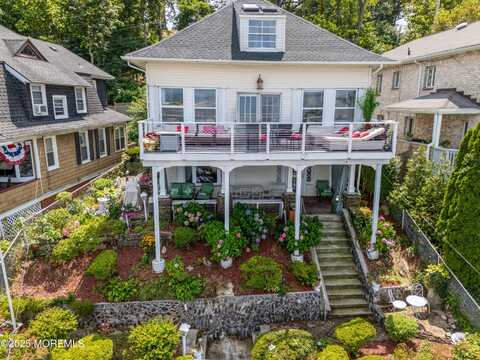 75 Highland Avenue, Highlands, NJ 07732