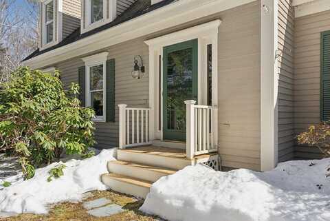 26 Sycamore Drive, Yarmouth, ME 04096