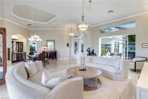 914 SPANISH MOSS, NAPLES, FL 34108