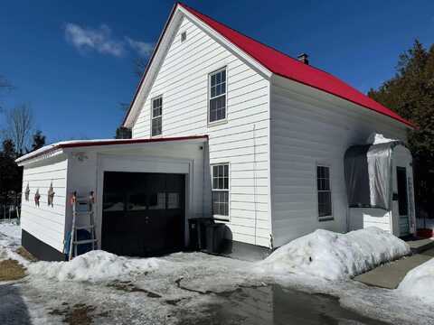 112 Harrison Avenue, Saint Johnsbury, VT 05819