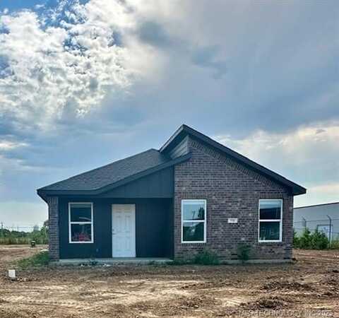712 Elm Street, Seminole, OK 74868