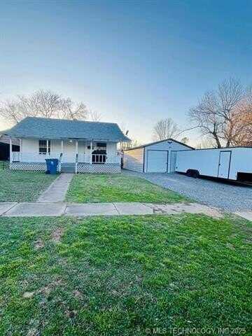 401 S Harrison Avenue, Cushing, OK 74023