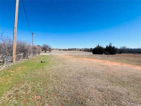 N 2200 Road, Clinton, OK 73601