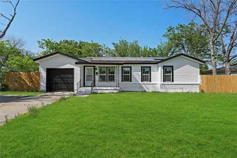 5109 Roxie Street, Haltom City, TX 76117