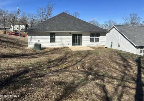 2005 Sally Ann Avenue, Neosho, MO 64850