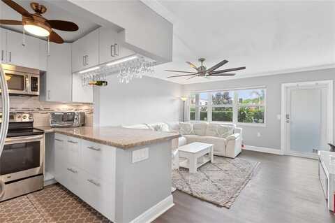 309 Oakridge R, Deerfield Beach, FL 33442