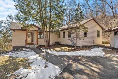 6095 Delaney Way, Inver Grove Heights, MN 55076