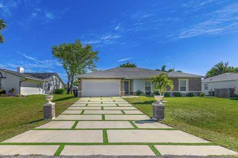 2372 SE Maslan Avenue, Port Saint Lucie, FL 34952