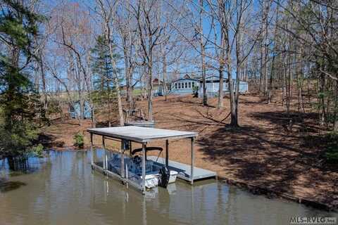 960 Poplar Creek Road, Bracey, VA 23919