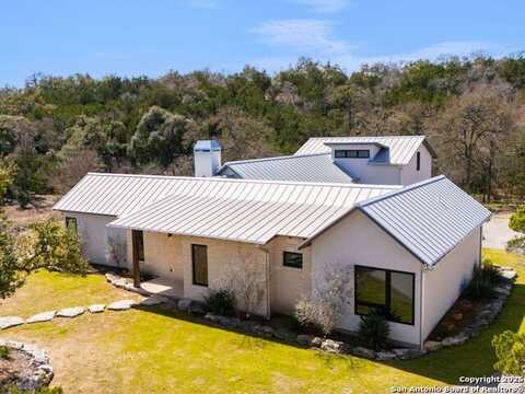 122 Sugar Springs, Canyon Lake, TX 78133