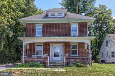 2100 HILL STREET, LEBANON, PA 17046