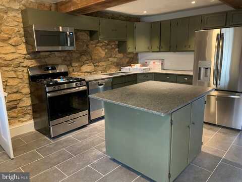 2389 FOREST GROVE ROAD, FURLONG, PA 18925