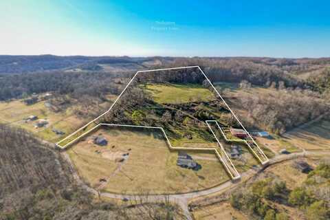 61 Kemp Hollow Rd, Pleasant Shade, TN 37145