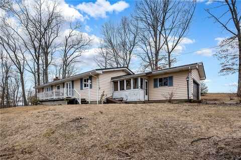165 Mcelroy Rd, Sugarcreek, PA 16028