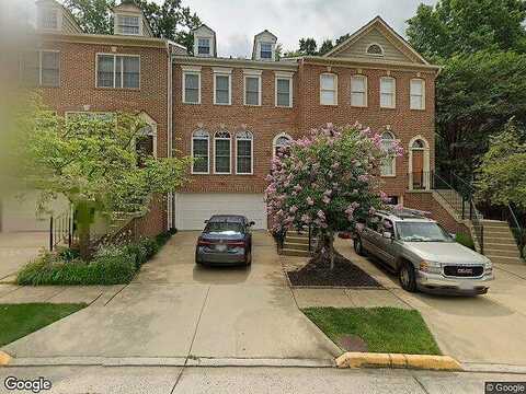 Castlewood, OAKTON, VA 22124