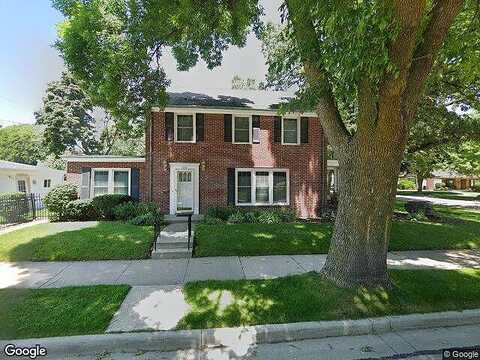 Kinzie, RACINE, WI 53405