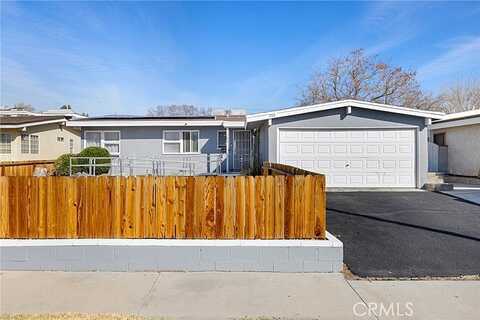 Avenue H8, LANCASTER, CA 93534