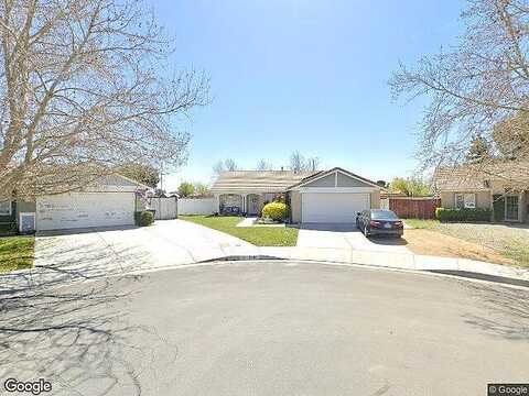 Kaylyn, LANCASTER, CA 93535