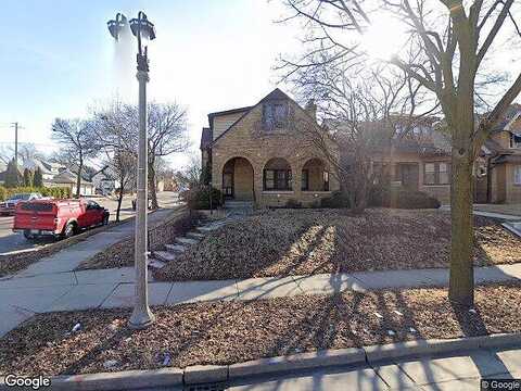 Layton, MILWAUKEE, WI 53215