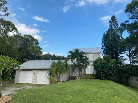 Regina, FORT PIERCE, FL 34982