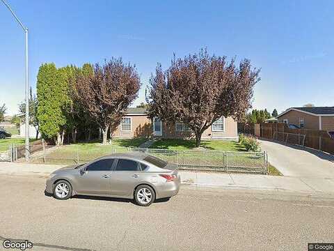 Beech, PASCO, WA 99301