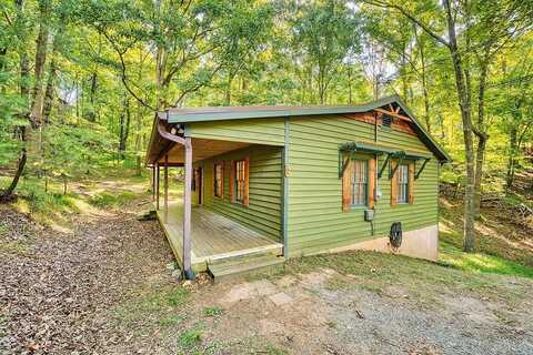 Foxhound, ELLIJAY, GA 30540