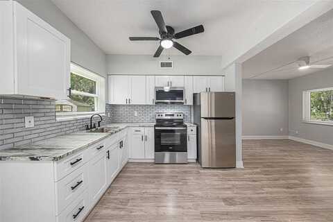 51St, SAINT PETERSBURG, FL 33708
