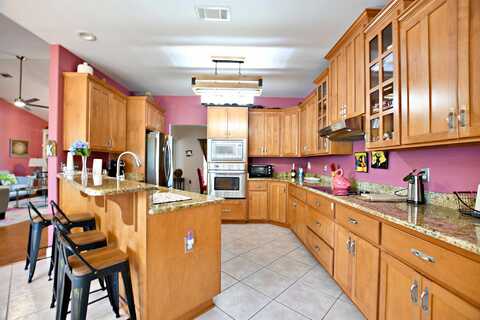 Newberry, CANTONMENT, FL 32533